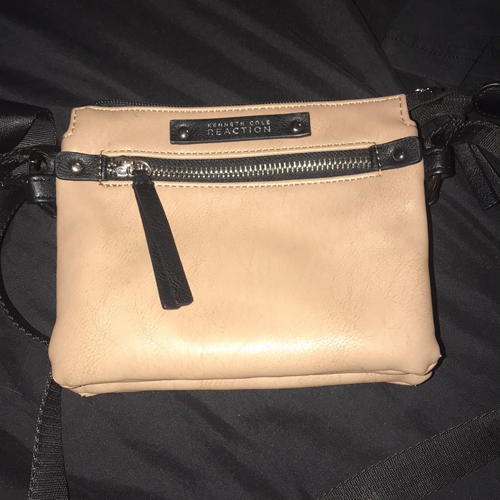 Crossbody purse